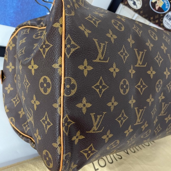 Louis Vuitton Speedy 40 - Picture 6 of 16
